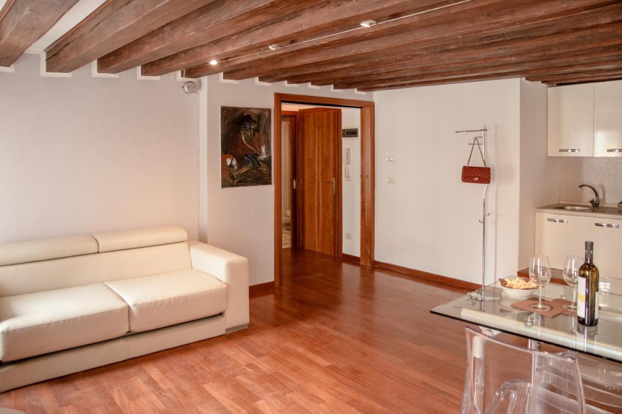 ונציה Appartamenti Superior In Via Garibaldi By Bricola Apartments מראה חיצוני תמונה