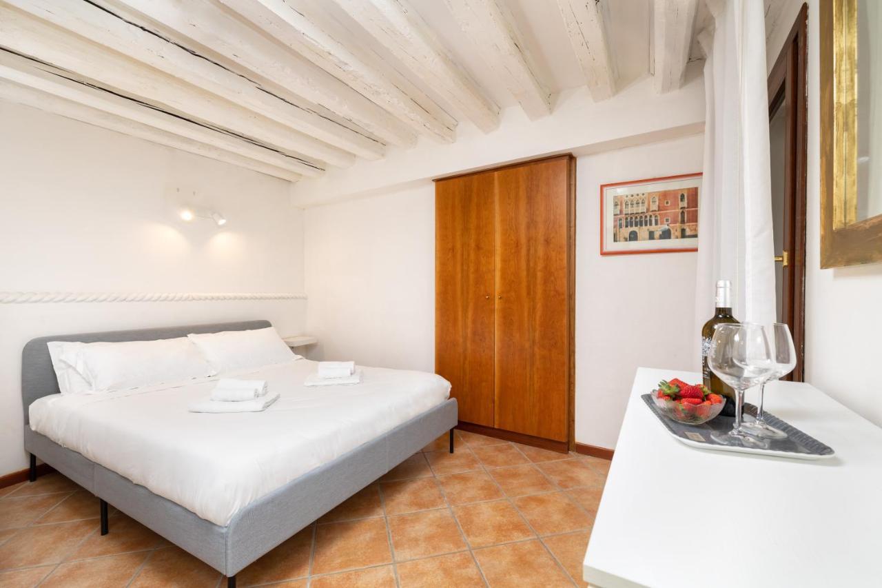 ונציה Appartamenti Superior In Via Garibaldi By Bricola Apartments מראה חיצוני תמונה